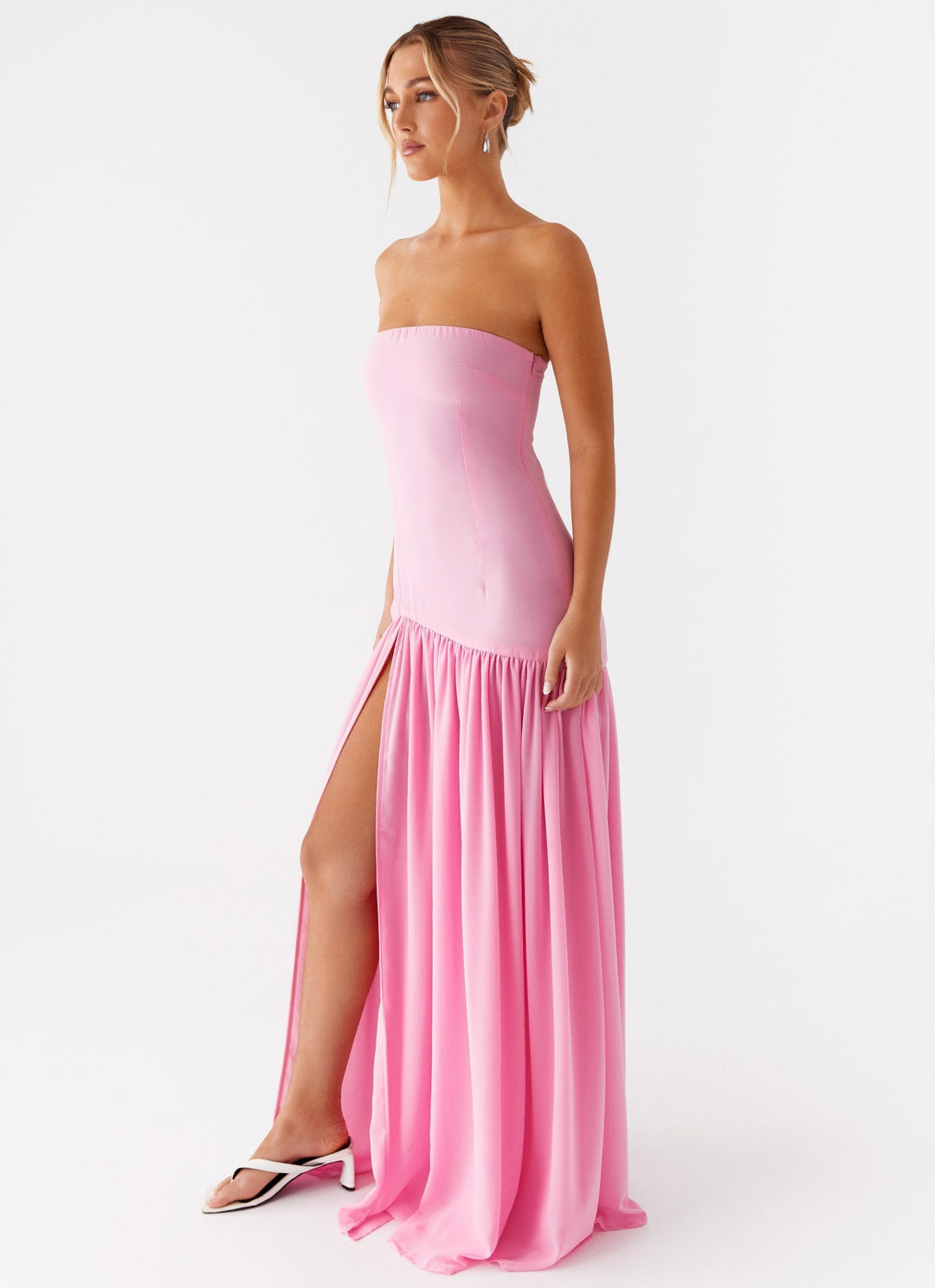 Elin™ | Maxi Jurk met Halslijn